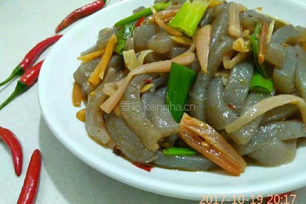 酸辣魔芋的做法图解1
