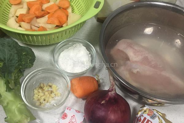 奶油炖菜的做法图解1