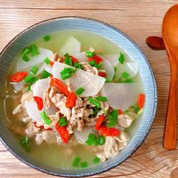 羊肉萝卜枸杞汤的做法[图]