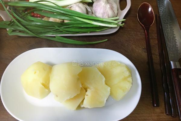 飞蟹炖土豆的做法图解3