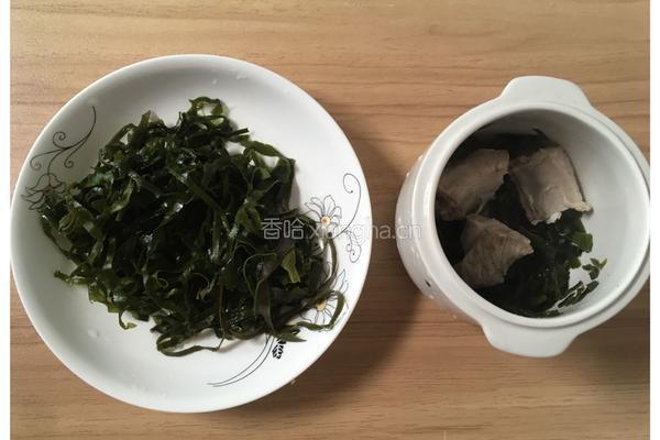 家常海带排骨汤的做法图解6