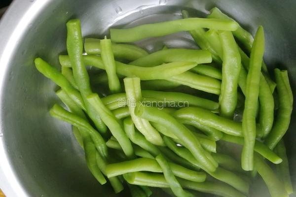 麻香豆角的做法图解2