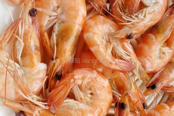 土豆虾球的做法图解1