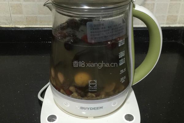 木耳红枣栗子糖水的做法图解7
