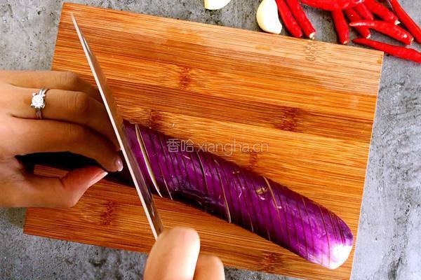 酱汁盘龙茄子的做法图解3