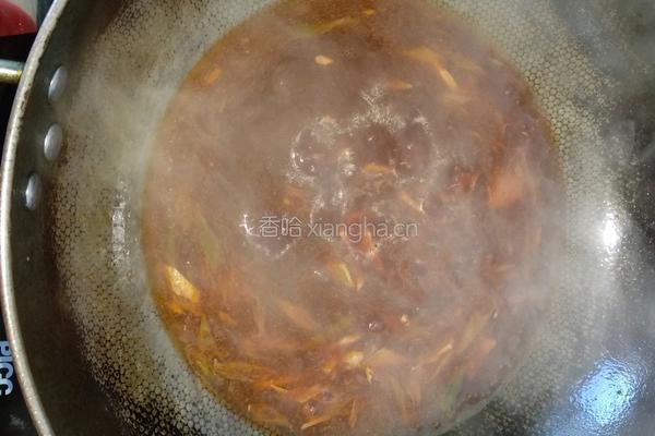 茄汁梭鱼的做法图解3
