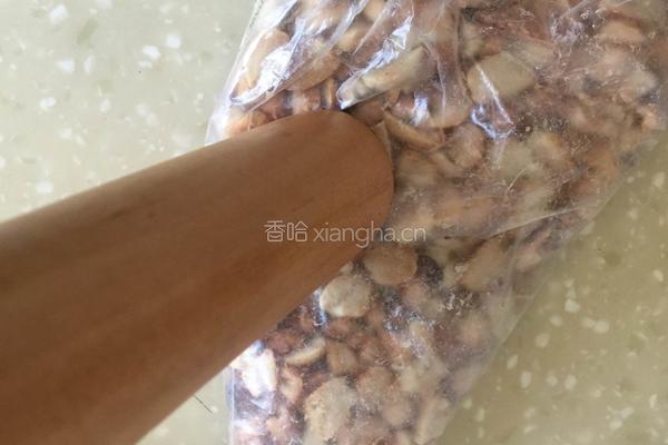 牛轧糖的做法图解2