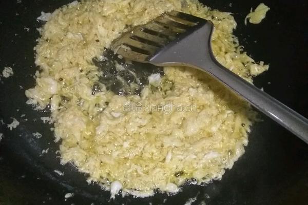 培根蛋炒饭的做法图解3