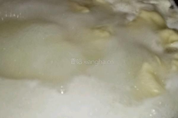 白菜猪肉大葱饺子的做法图解5