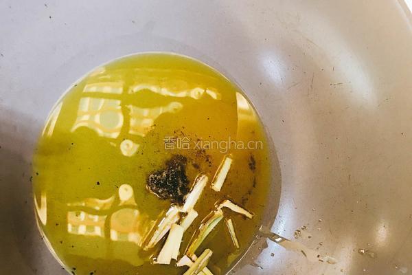咸葱叶炖土豆的做法图解5