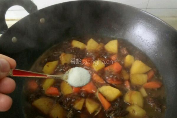 土豆烧牛肉的做法图解11