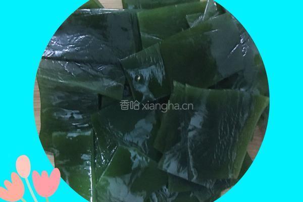 鱿鱼豆腐胡辣汤的做法图解1