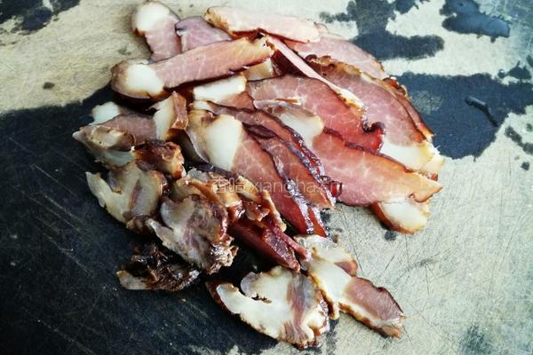 腊肉煲仔饭的做法图解4