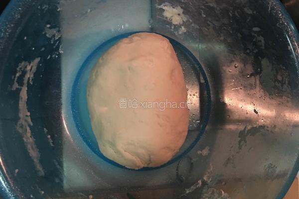 韭菜盒子的做法图解1