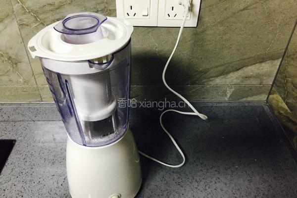 苹果雪梨汁的做法图解7