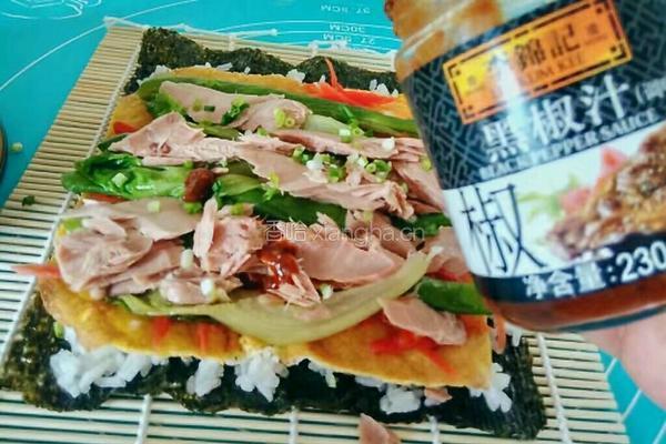 金枪鱼饭卷的做法图解20