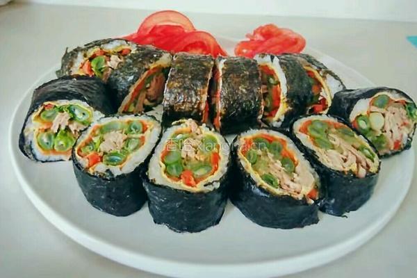 金枪鱼饭卷的做法图解23