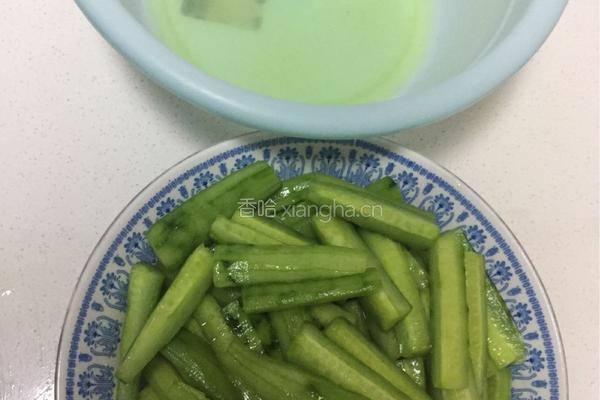 秘制麻辣小黄花的做法图解6