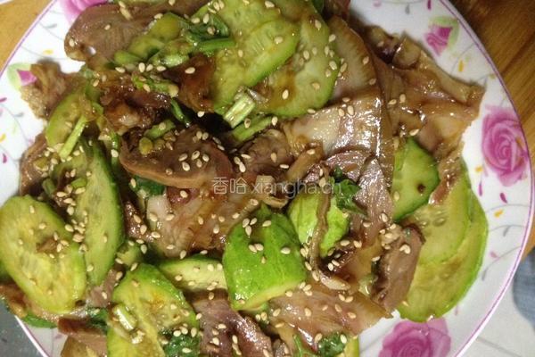 猪头肉拌黄瓜的做法图解2