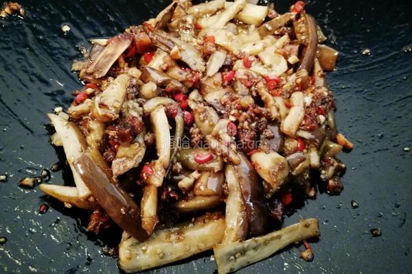 咸鱼茄子煲的做法图解8