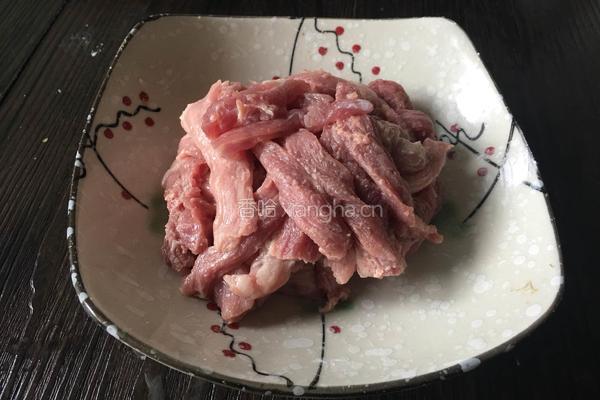 糖醋里脊的做法图解2