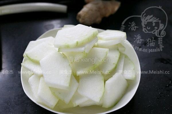 水汆丸子冬瓜汤的做法图解2