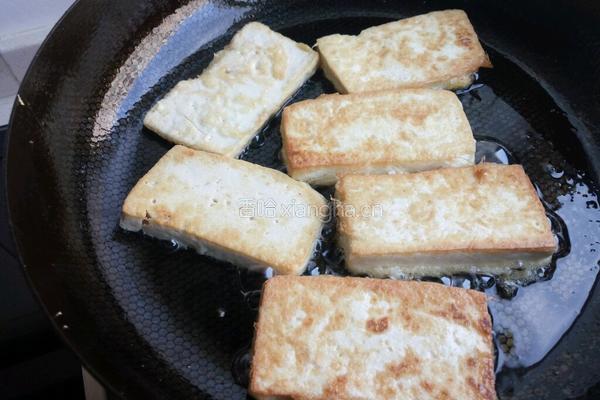 燕鱼豆腐炖粉条的做法图解5