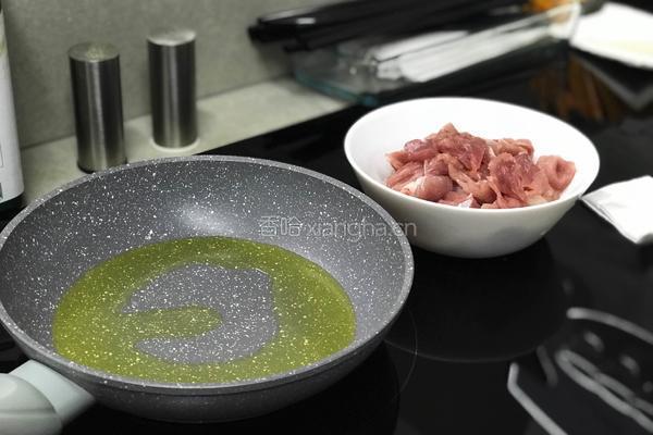 土豆蘑菇派的做法图解3