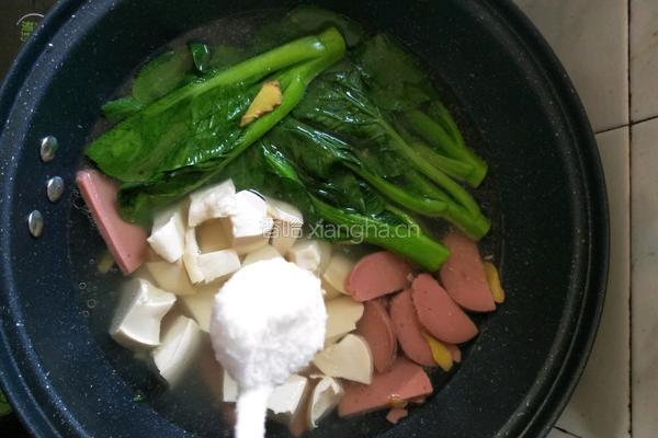 火腿青菜豆腐汤的做法图解10