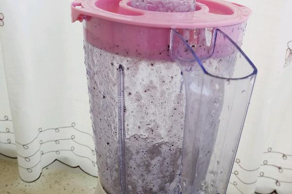 火龙果思慕雪的做法图解4