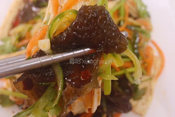 凉拌木耳腐竹的做法图解14