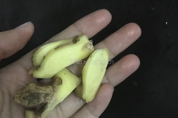 黄豆猪脚汤的做法图解4