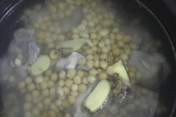 黄豆猪脚汤的做法图解5