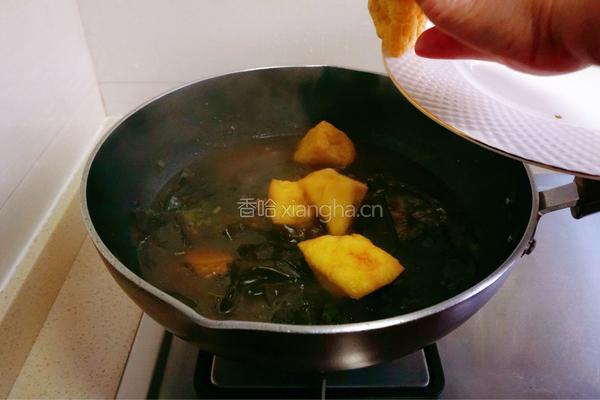 牛尾裙带金针菇豆泡汤的做法图解5