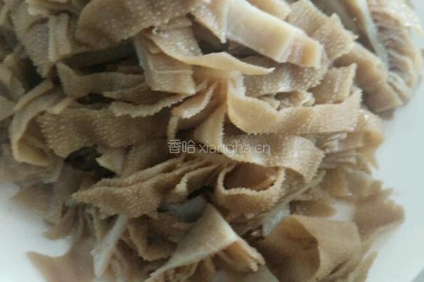 尖椒毛肚的做法图解1
