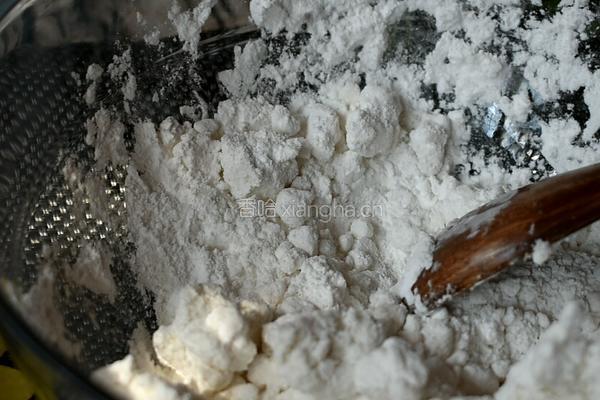 红糖雪蒸糕的做法图解5