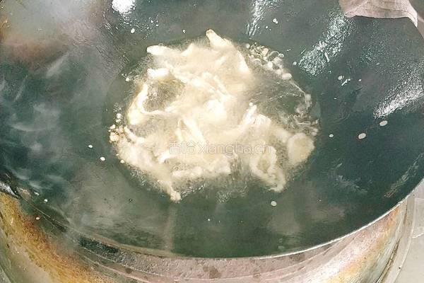 椒盐蘑菇的做法图解3