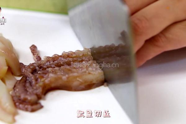 韩式鱿鱼泡菜饼的做法图解2