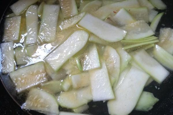 虎瓜瘦肉汤的做法图解7