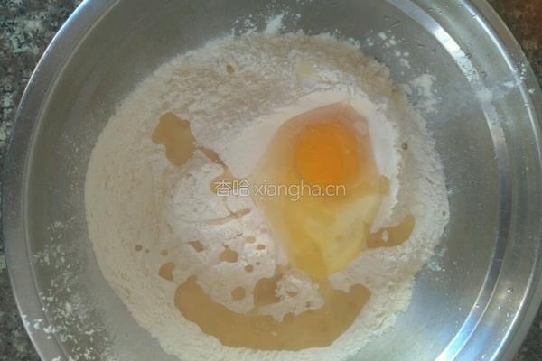 香酥油条的做法图解2