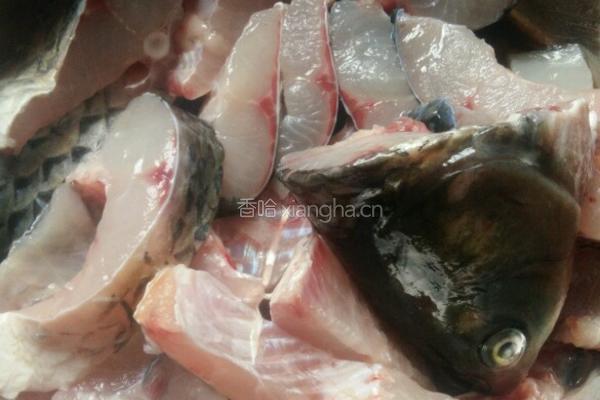 干锅麻辣鱼的做法图解1