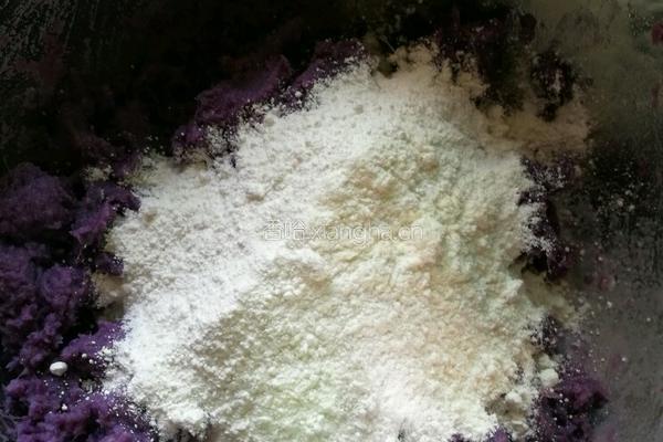 紫薯糯米饼的做法图解5