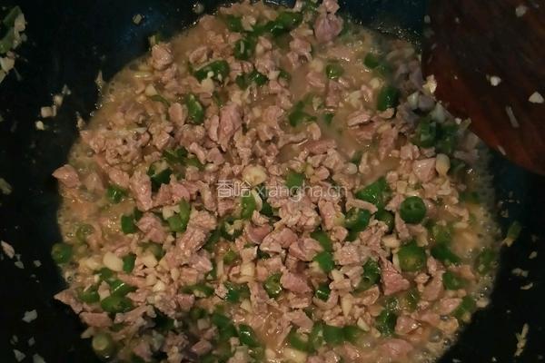 香菇牛肉酱的做法图解2