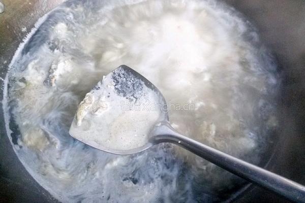 山药炖鱼丸汤的做法图解5