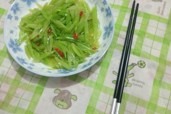爽口芹菜的做法图解5