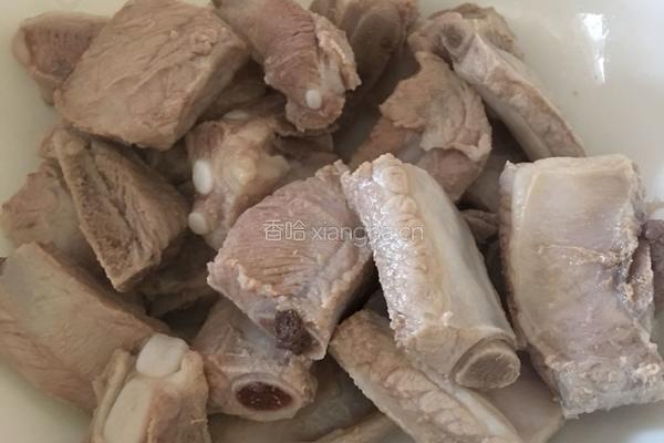红烧豆筋棍排骨的做法图解2