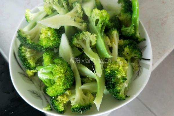 清炒西兰花的做法图解5