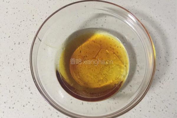 板栗馅月饼的做法图解1
