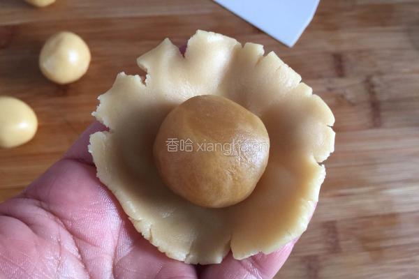 板栗馅月饼的做法图解6