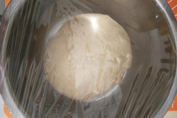 红豆馅面包的做法图解3